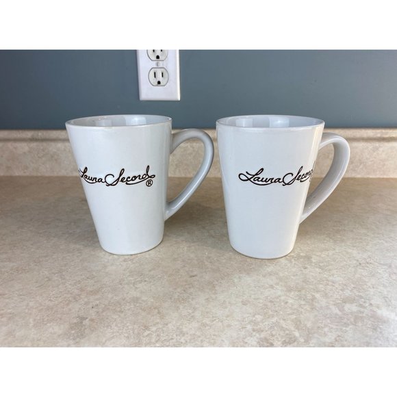 Laura Secord 14 Fluid Ounce White Signature Coffee Mug Set Of Two - Picture 4 of 6
